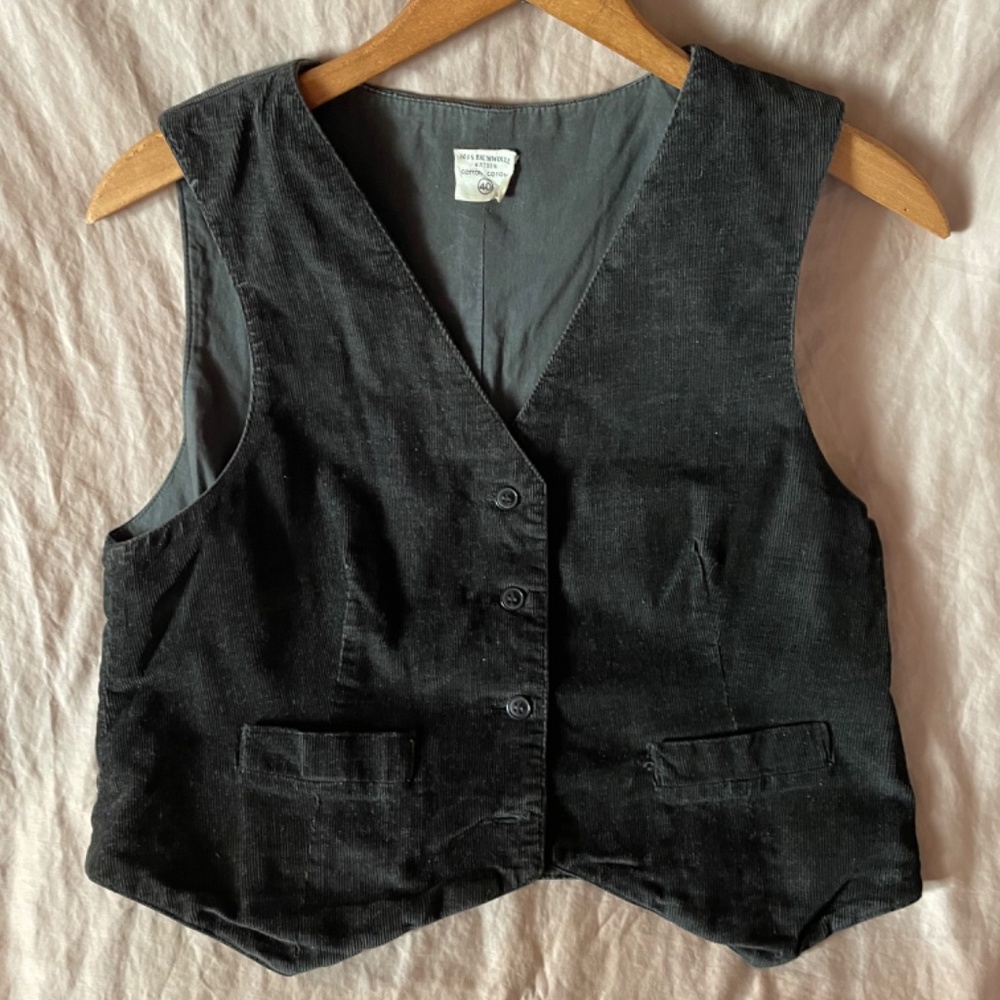 Vintage Women's Corduroy Black suit vest, size 40, stylish, date-night attire.